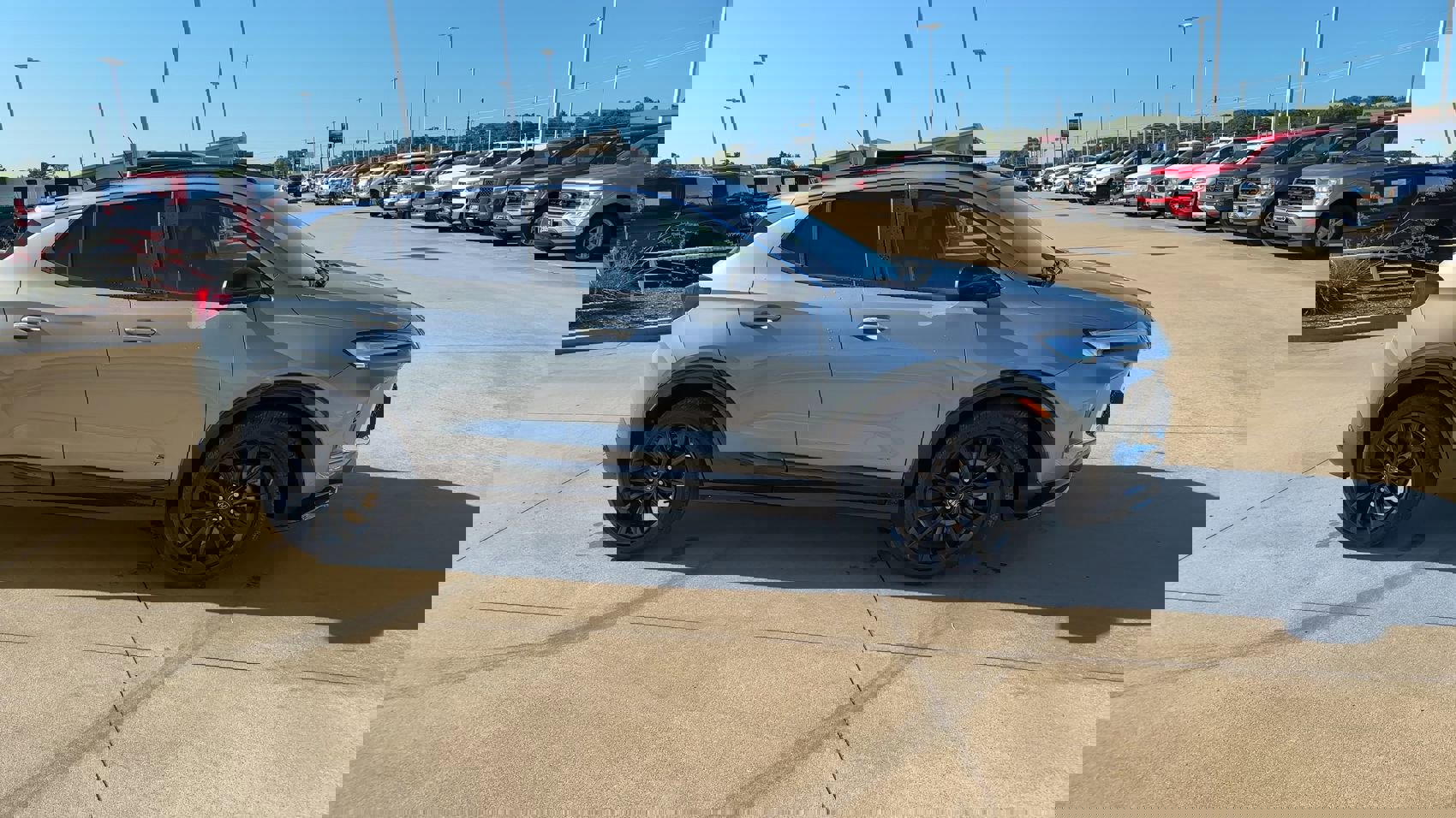 2025 Buick Encore GX Sport Touring photo 8