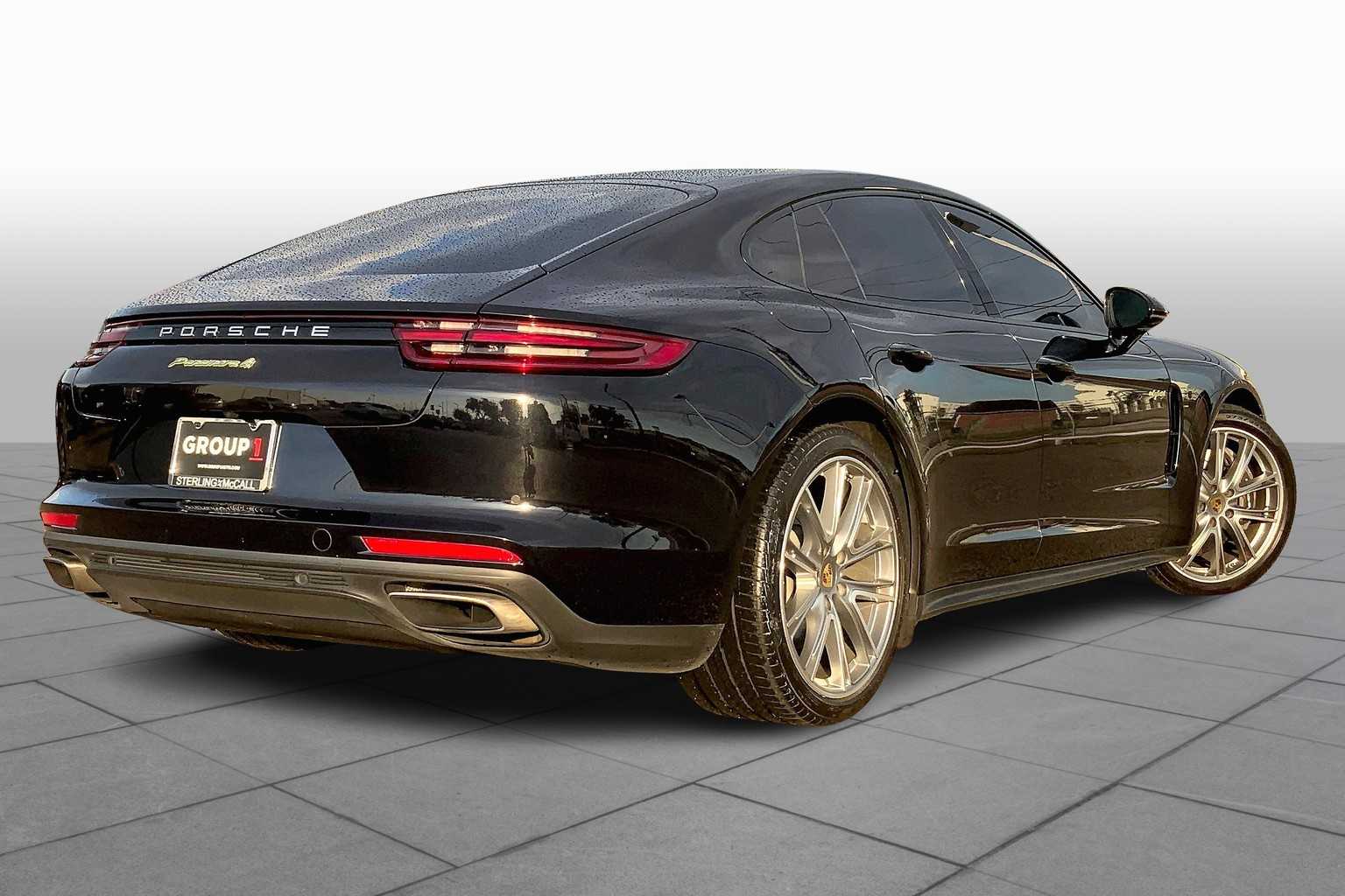2020 Porsche Panamera 4 E-Hybrid photo 11