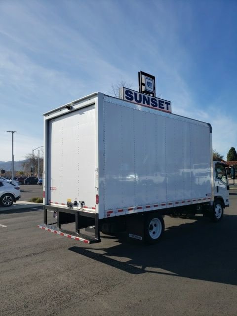 2024 Chevrolet Silverado 4500HD photo 3