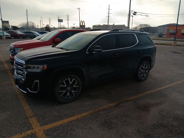 2023 GMC Acadia SLT's photo