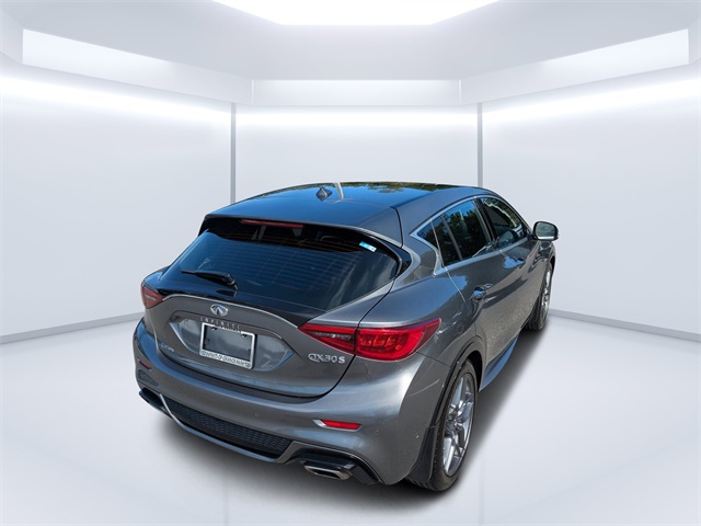 2019 Infiniti QX30 Sport photo 3