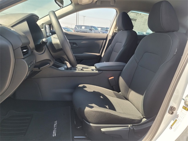 2025 Nissan Sentra S photo 8