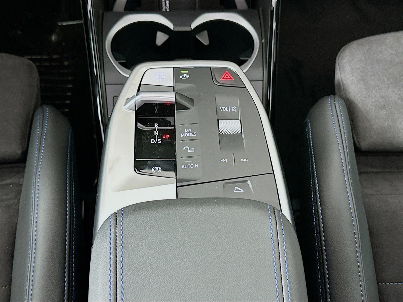 2026 Bmw X1 M35i photo 14