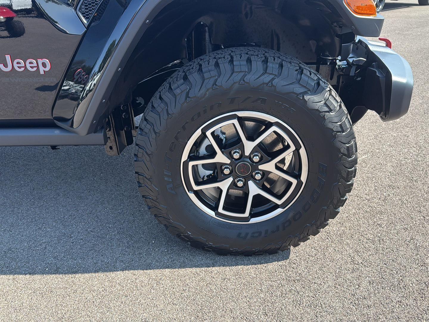 2025 Jeep Wrangler Rubicon photo 11