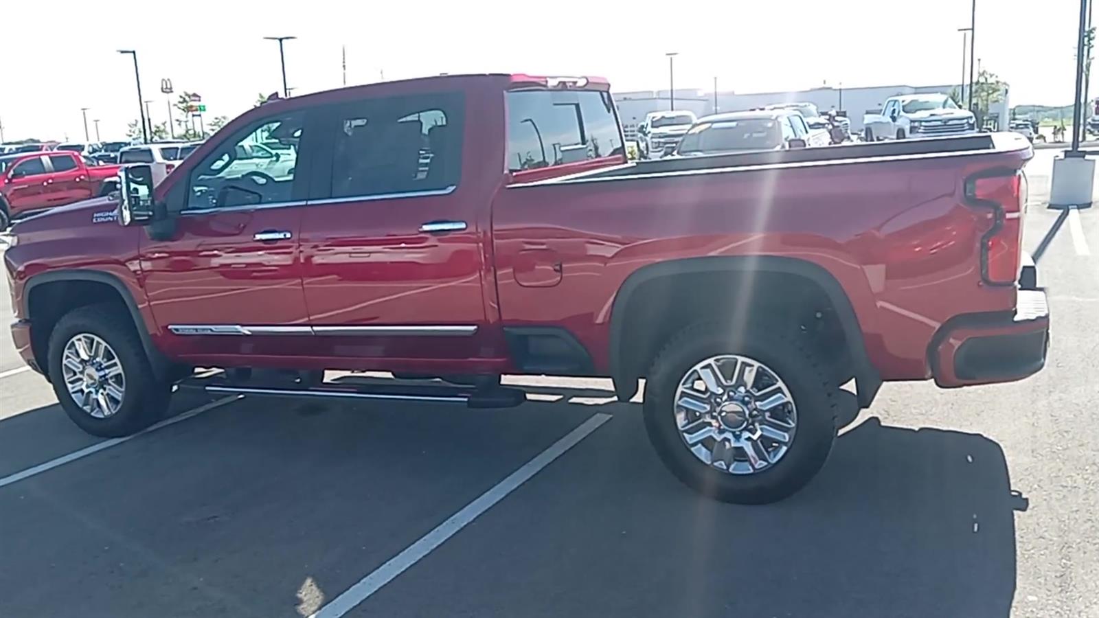2025 Chevrolet Silverado 3500HD High Country photo 13