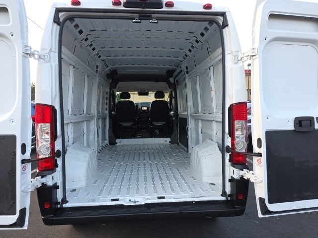 2023 Ram ProMaster 2500 Cargo Van photo 18