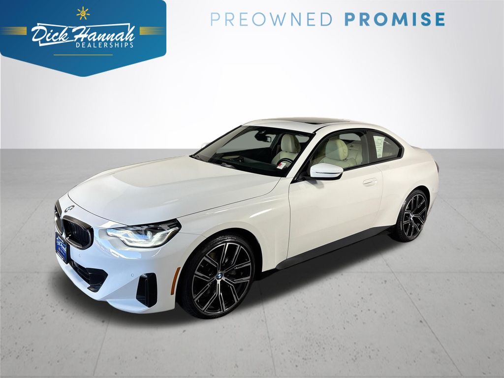 2023 BMW 2 Series 230i's photo