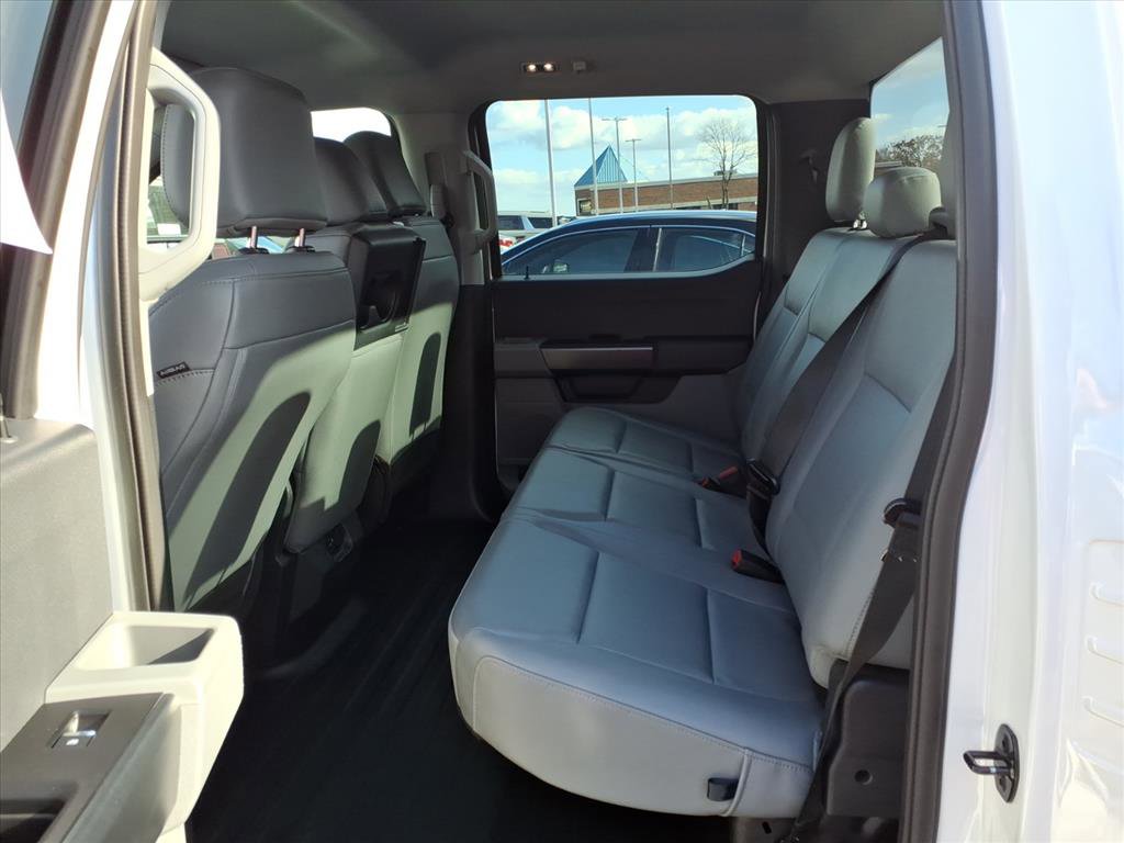 2023 Ford F-150 XL photo 4