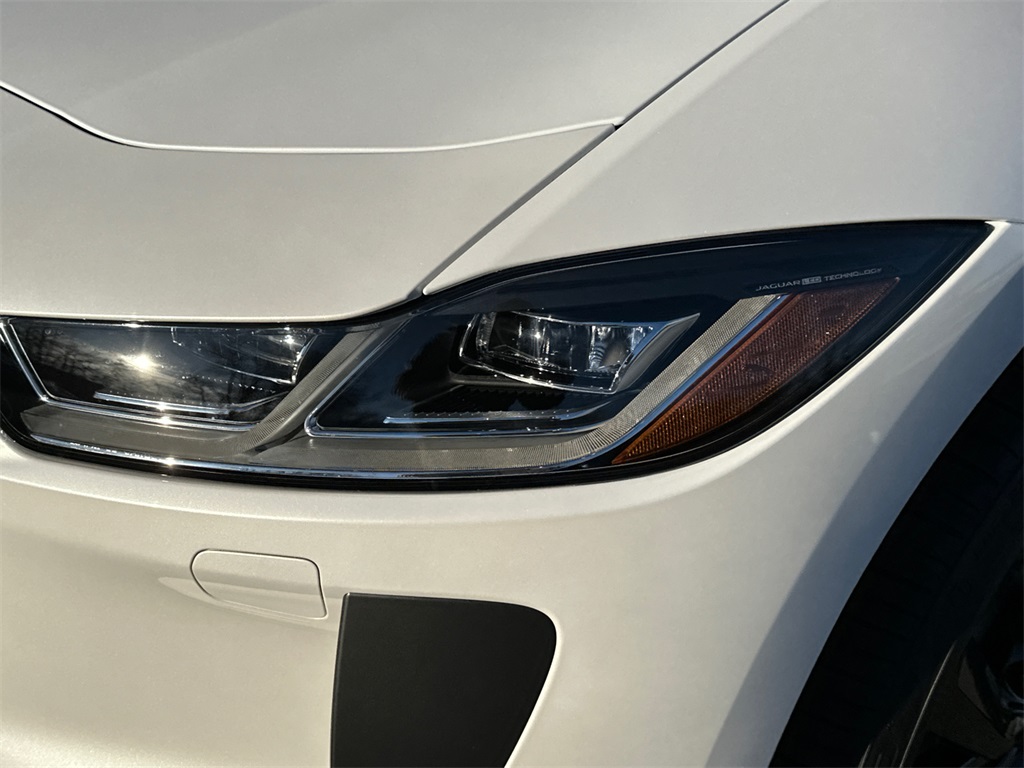 2024 Jaguar I-PACE HSE photo 7