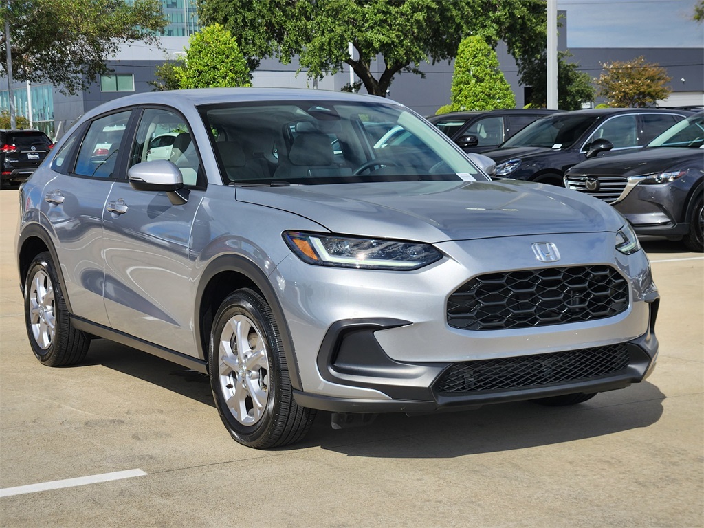 2024 Honda HR-V LX photo 3