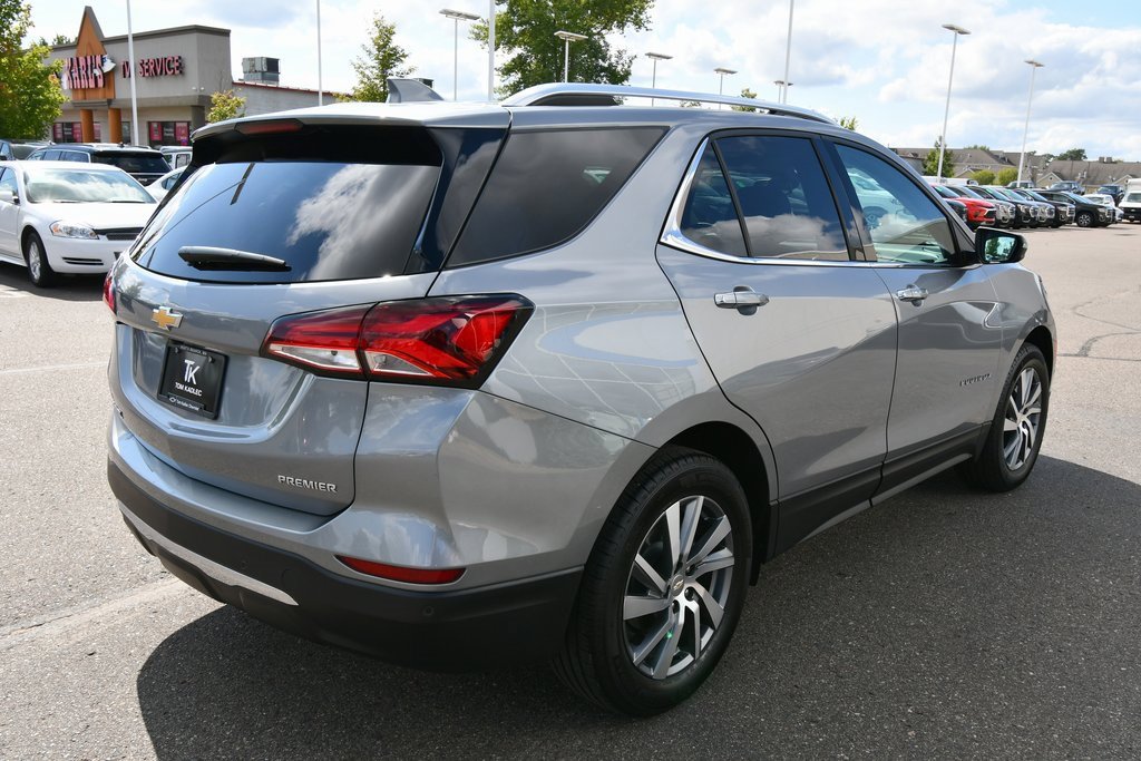 2024 Chevrolet Equinox Premier photo 8