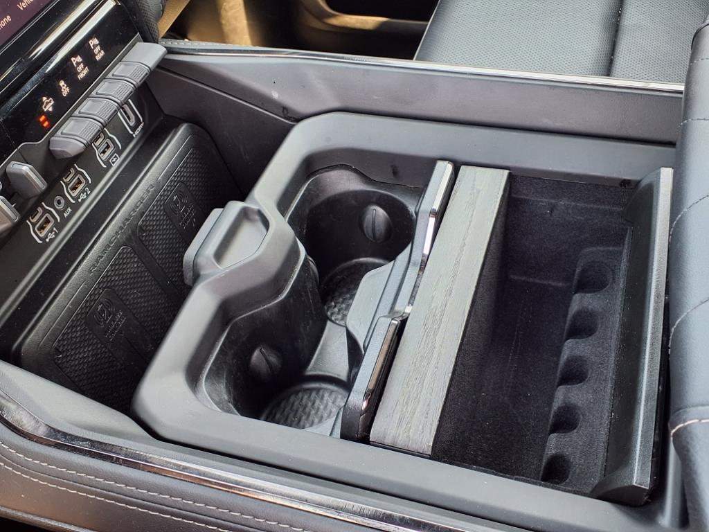 2025 Ram 1500 Limited photo 13