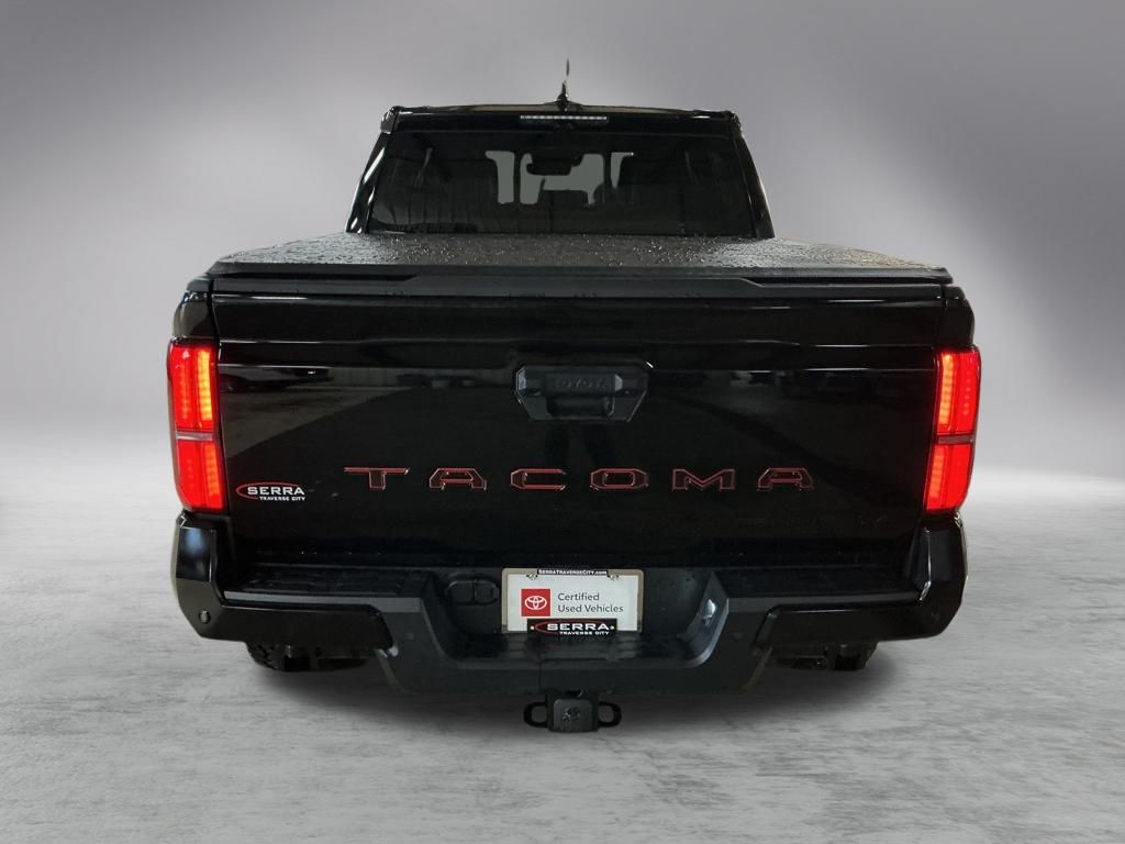 2024 Toyota Tacoma TRD Off-Road photo 3