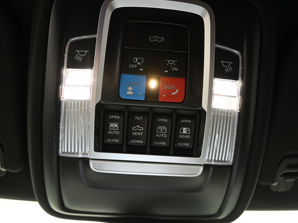 2026 Ram 1500 Laramie photo 14