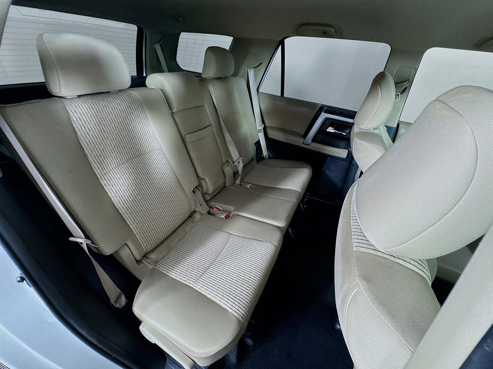 2015 Toyota 4Runner SR5 photo 23