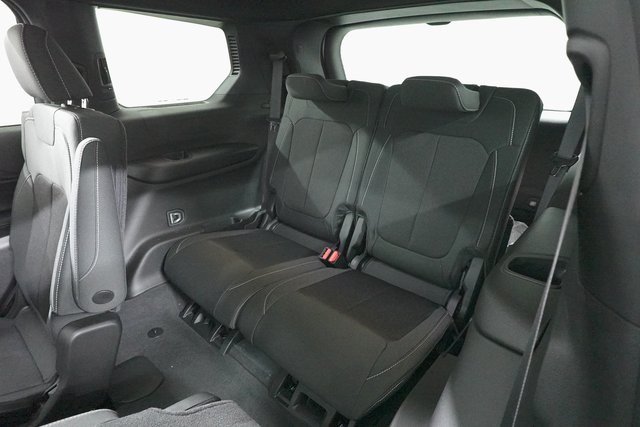 2025 Jeep Grand Cherokee Laredo X photo 24