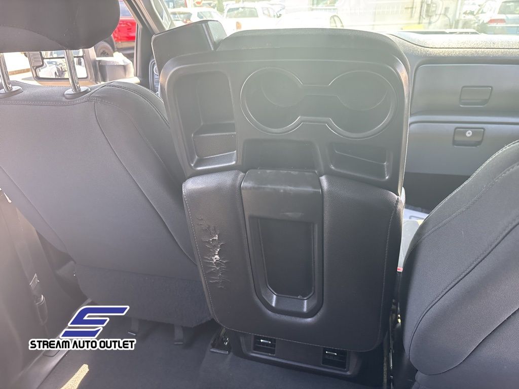 2022 Chevrolet Silverado 2500HD Custom photo 14