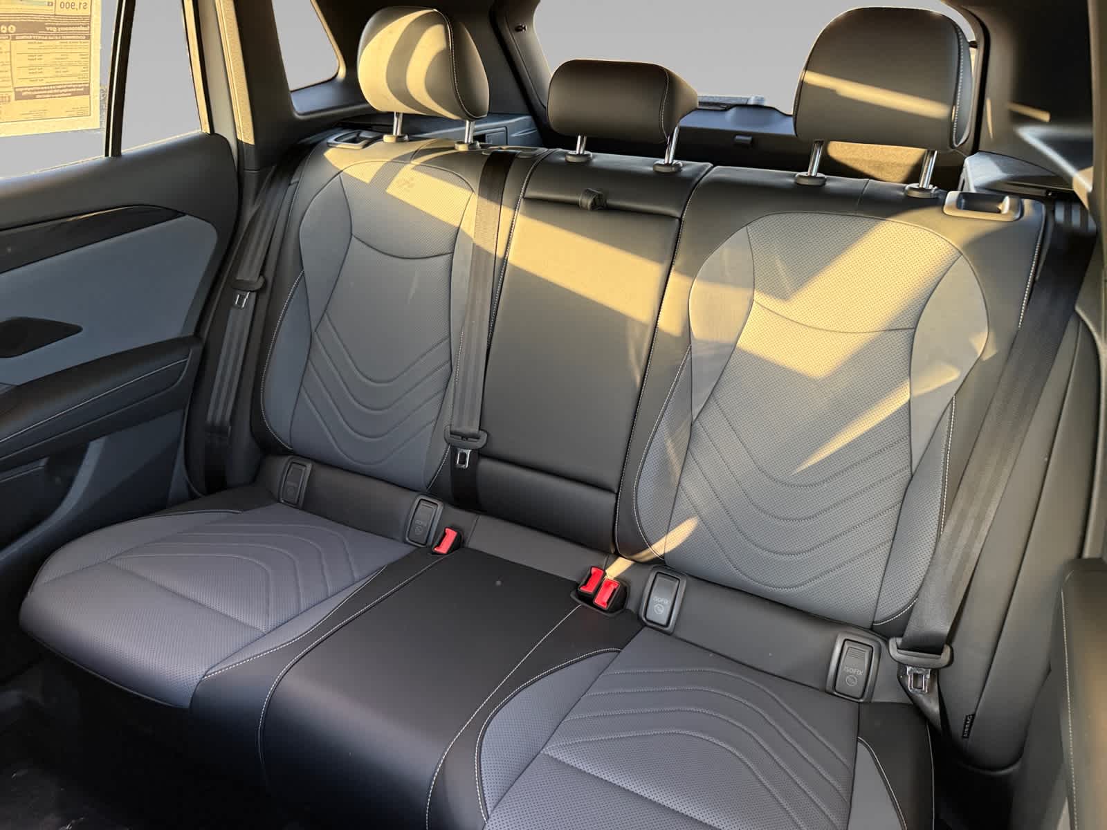 2025 Volkswagen Tiguan SE R-Line Black photo 13