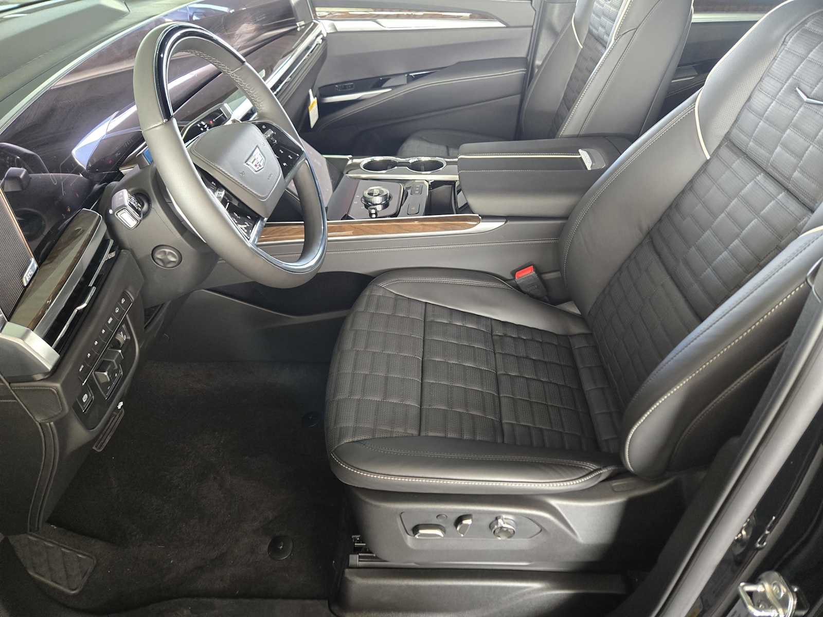 2026 Cadillac Escalade ESV Platinum Sport photo 5