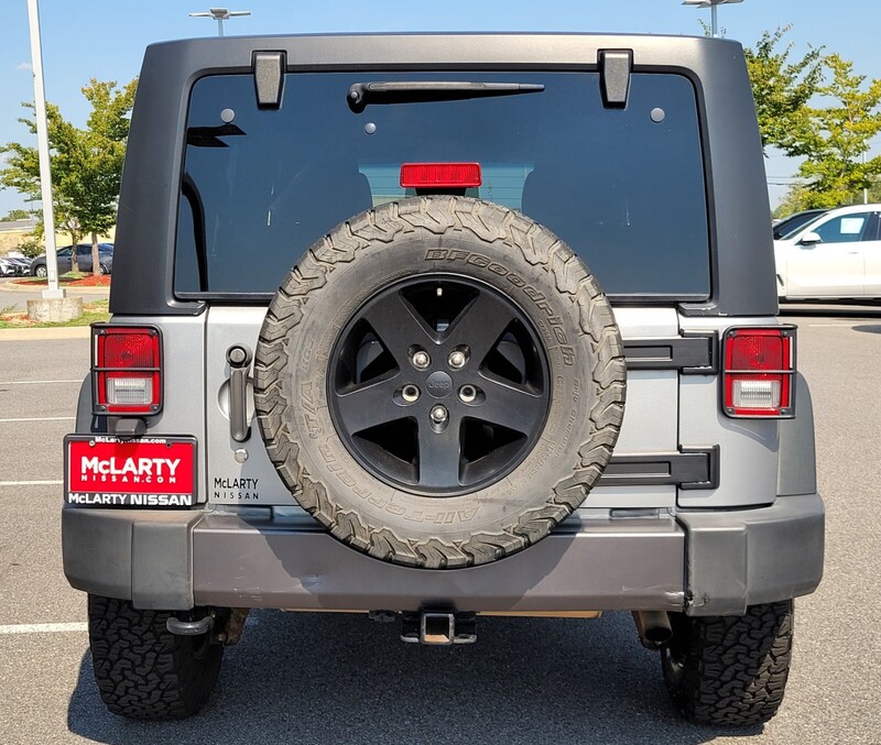 2017 Jeep Wrangler Unlimited Sport Big Bear photo 6