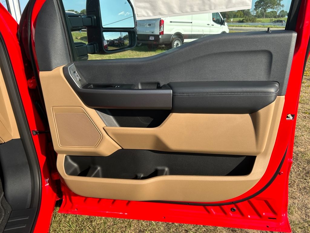 2026 Ford F-450 XLT photo 22