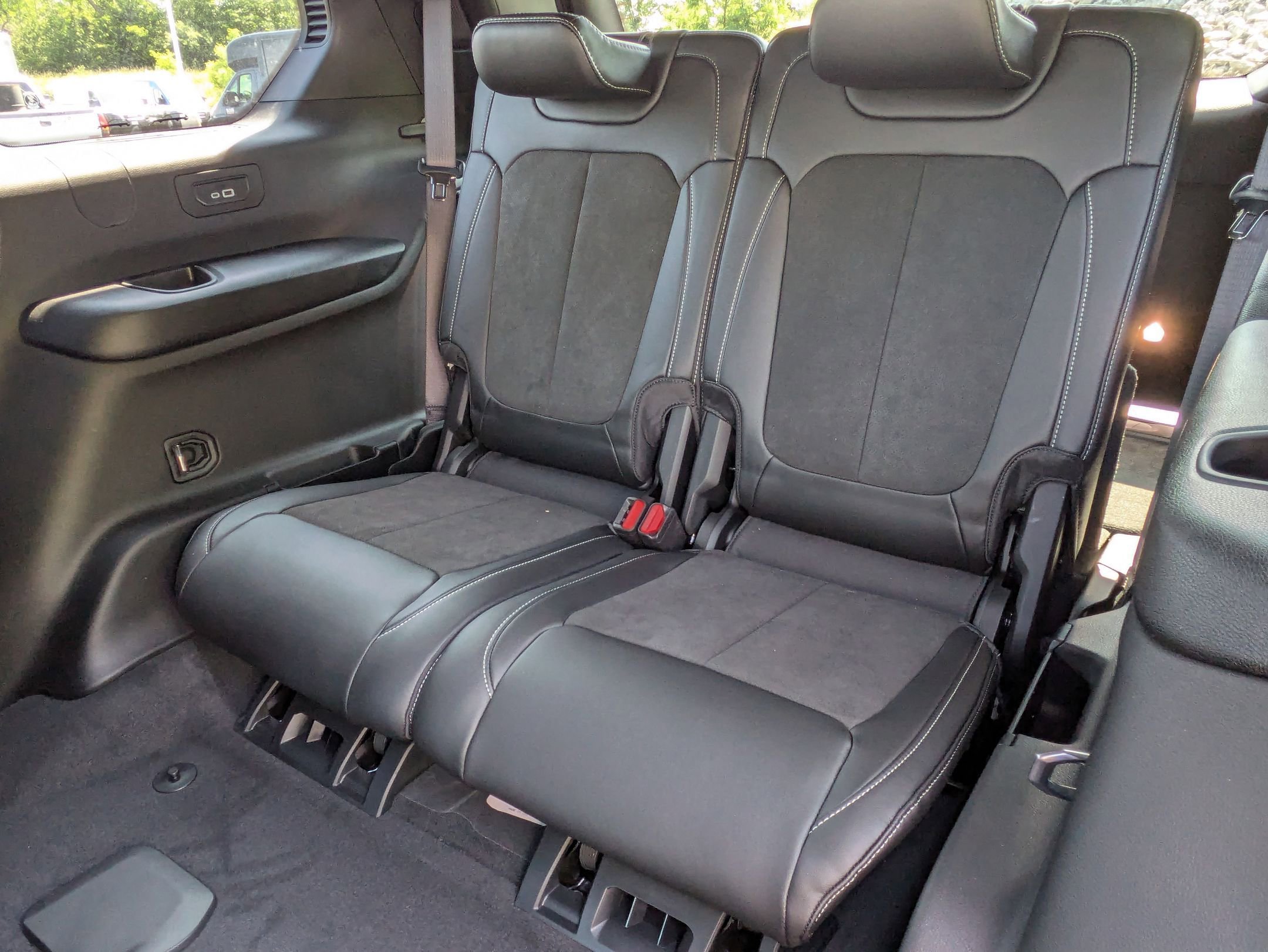2025 Jeep Grand Cherokee Altitude X photo 23