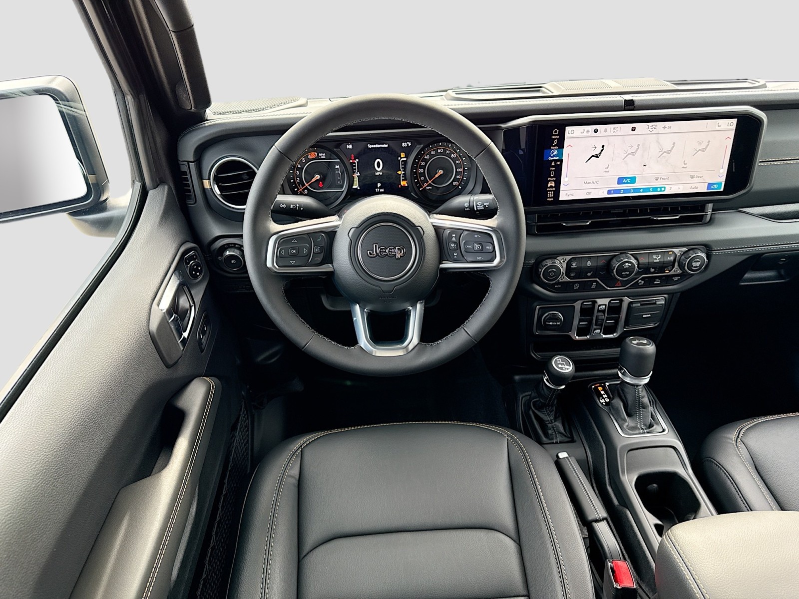 2025 Jeep Wrangler Sahara photo 22