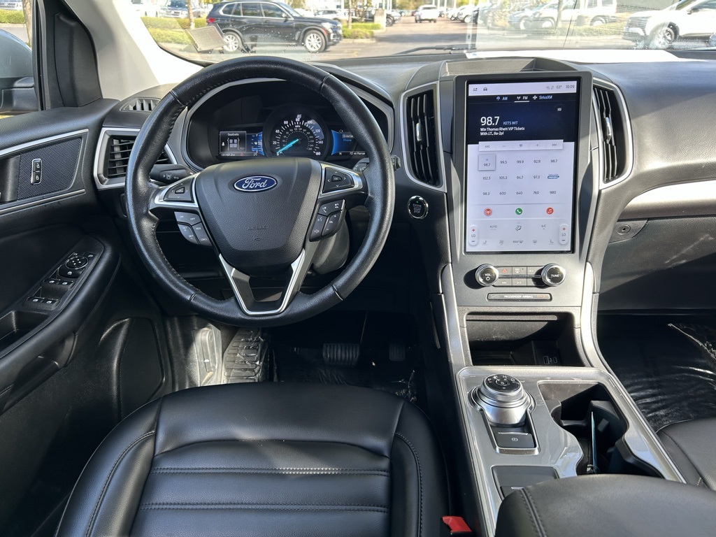 2023 Ford Edge SEL photo 22