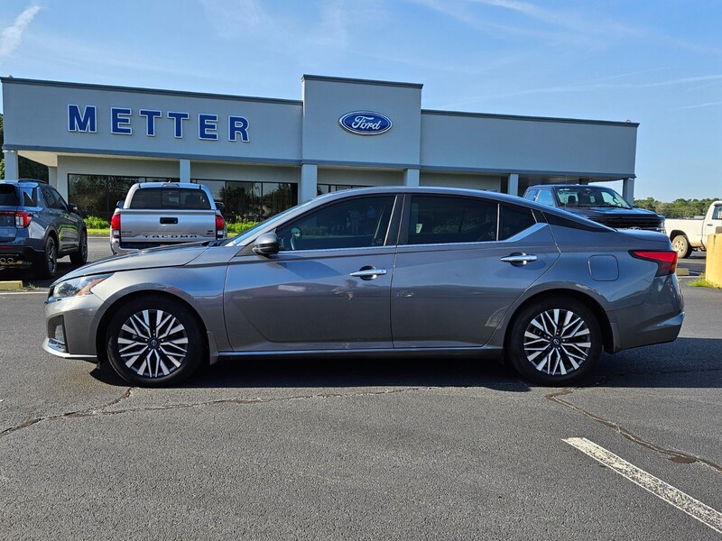 2024 Nissan Altima 2.5 SV photo 4