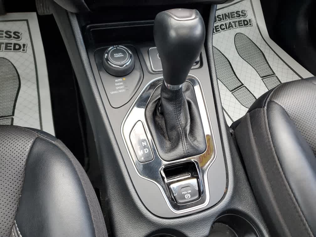 2022 Jeep Cherokee Limited photo 19