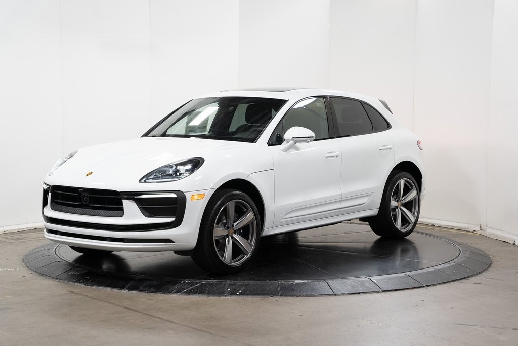 2024 Porsche Macan Base