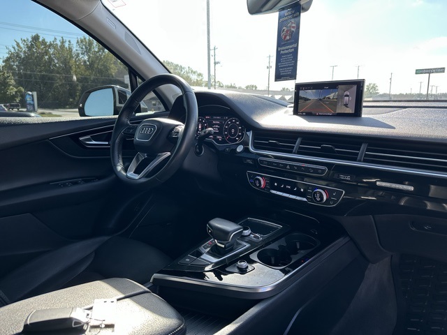 2019 Audi Q7 55 Prestige photo 5