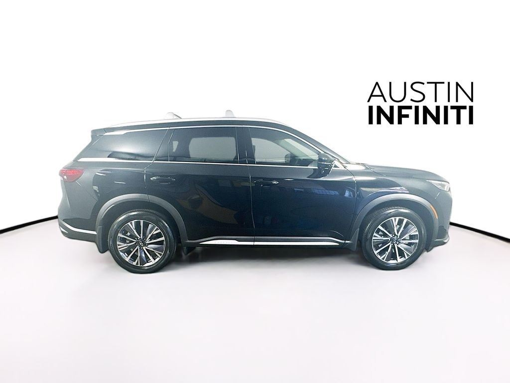 2026 Infiniti QX60 Luxe photo 6