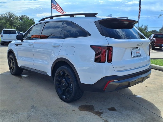 2024 Kia Sorento X-Line SX photo 2