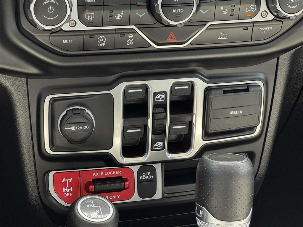 2023 Jeep Gladiator Mojave photo 20