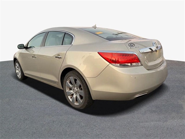 2013 Buick LaCrosse Leather photo 2