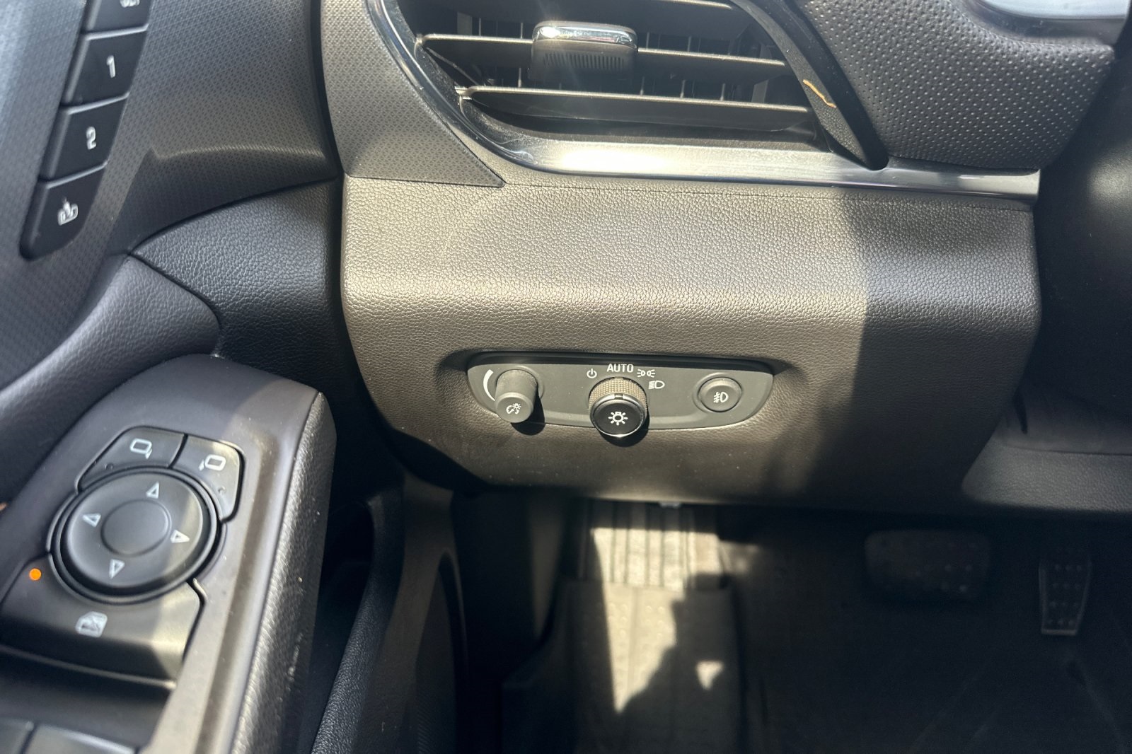 2020 Chevrolet Traverse Premier photo 33
