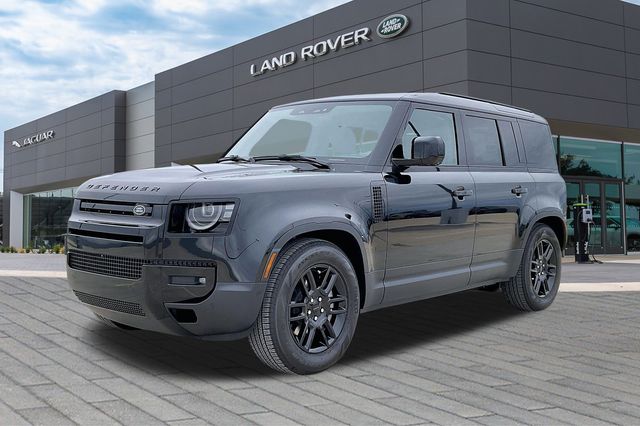 2026 Land Rover Defender S's photo