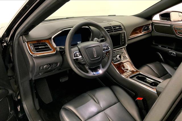 2017 Lincoln Continental Premiere photo 21