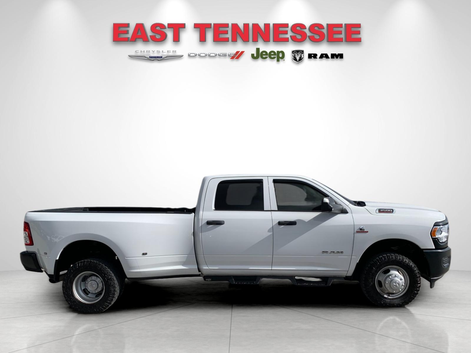 2020 Ram 3500 Tradesman photo 2