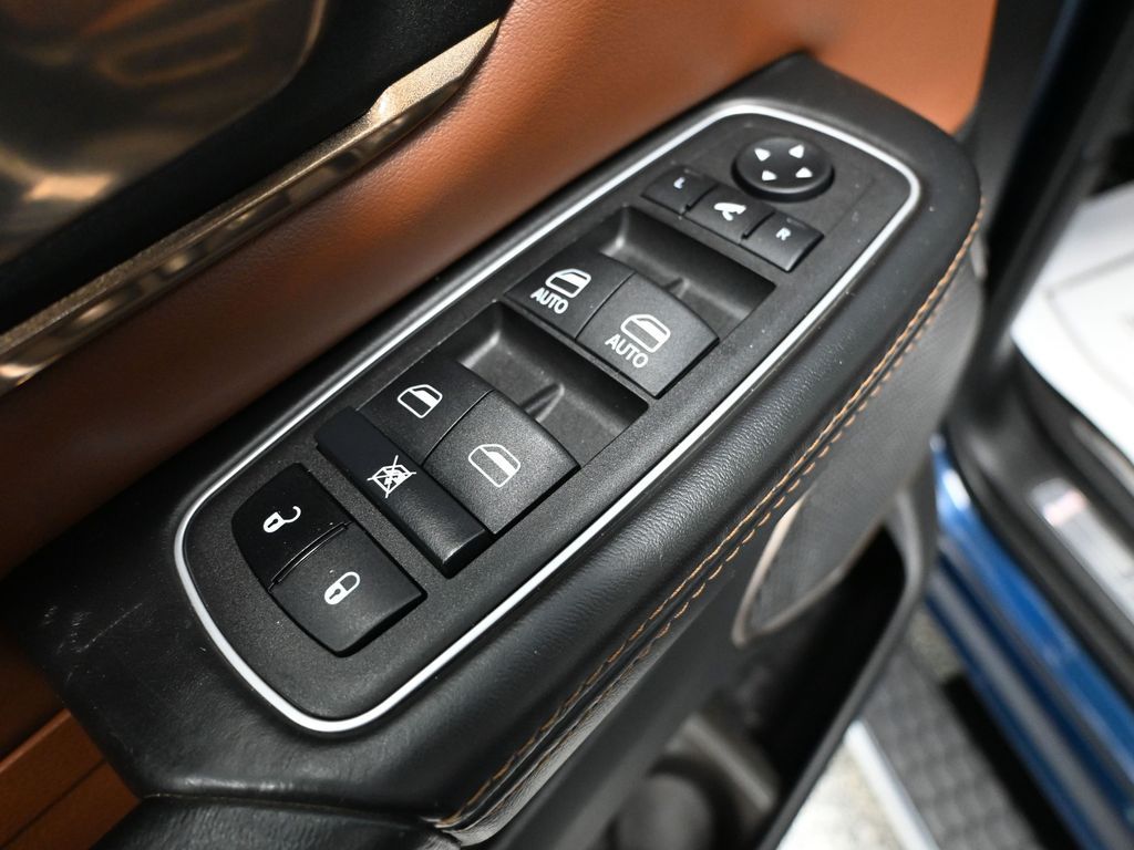 2023 Ram 1500 Laramie Longhorn photo 14
