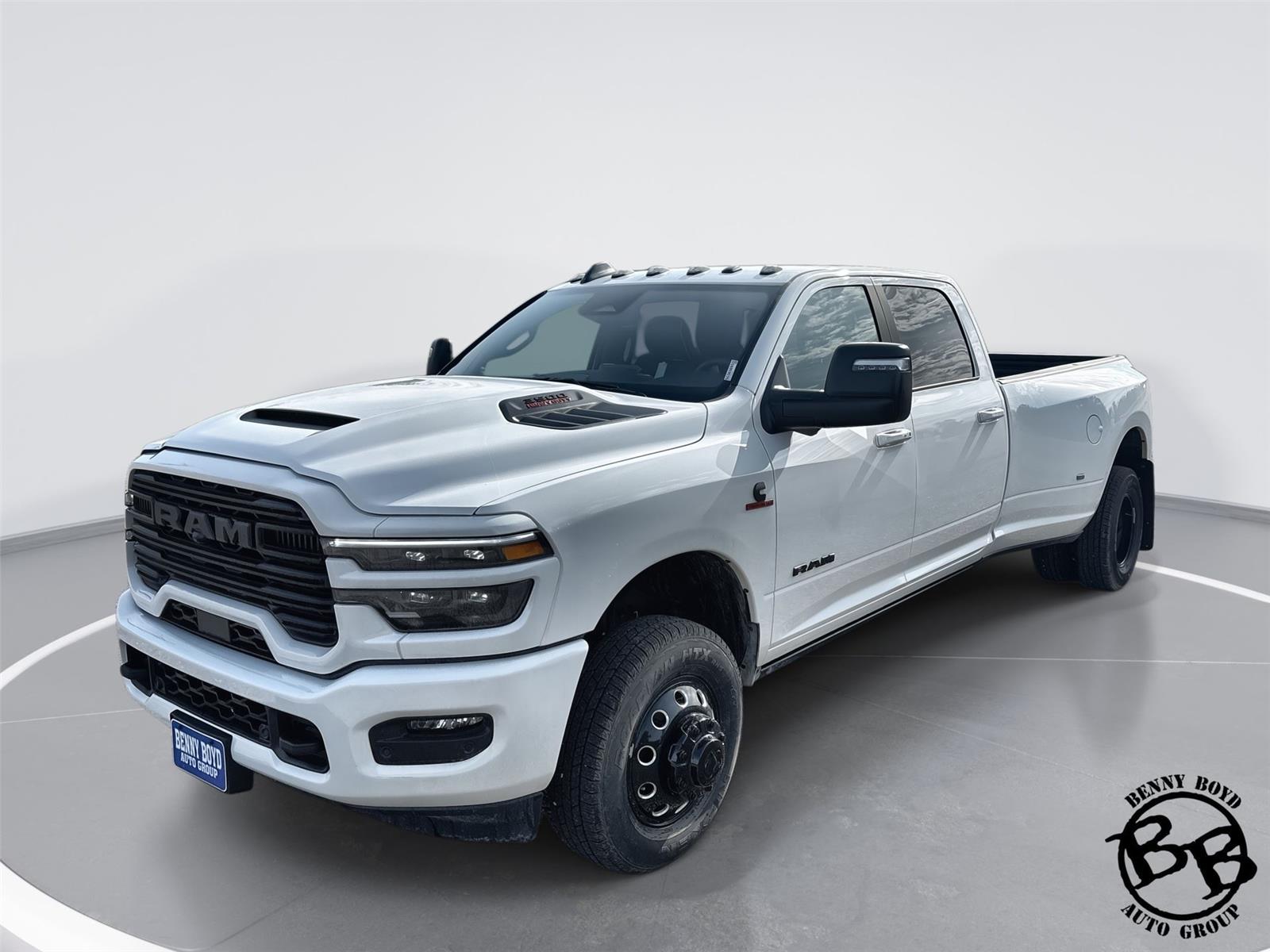 2025 RAM Ram 3500 Pickup Laramie's photo