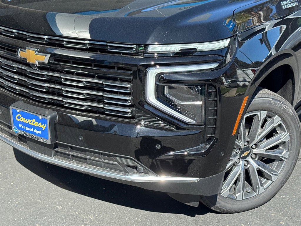 2026 Chevrolet Tahoe High Country photo 2