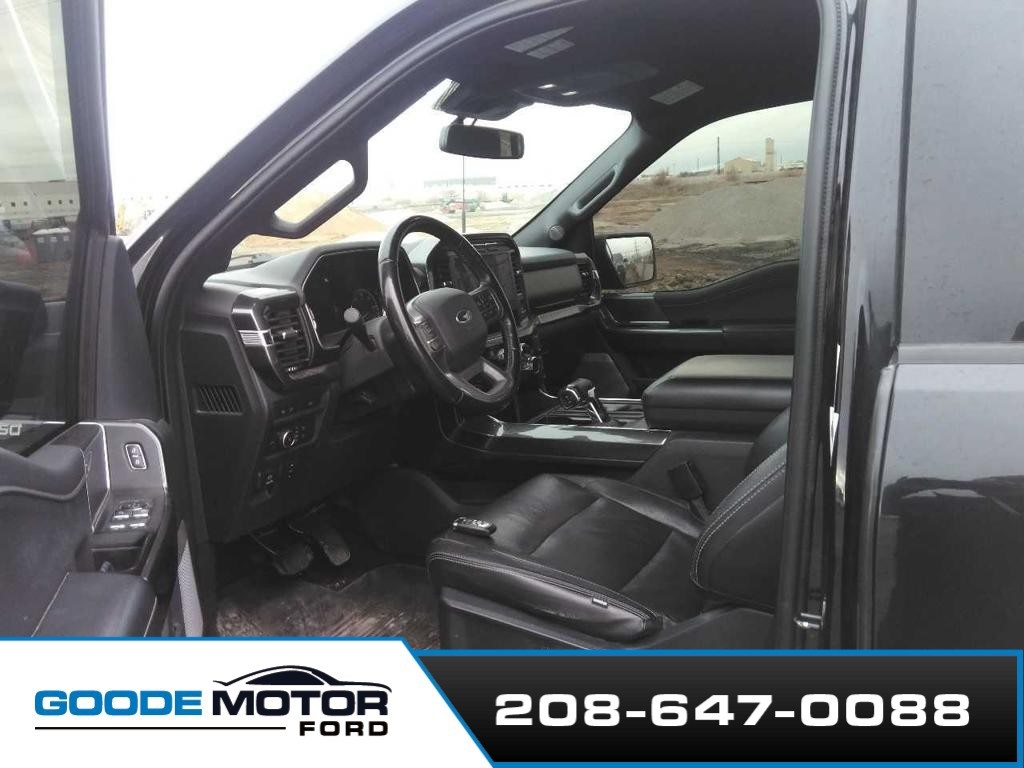 2021 Ford F-150 XLT photo 2