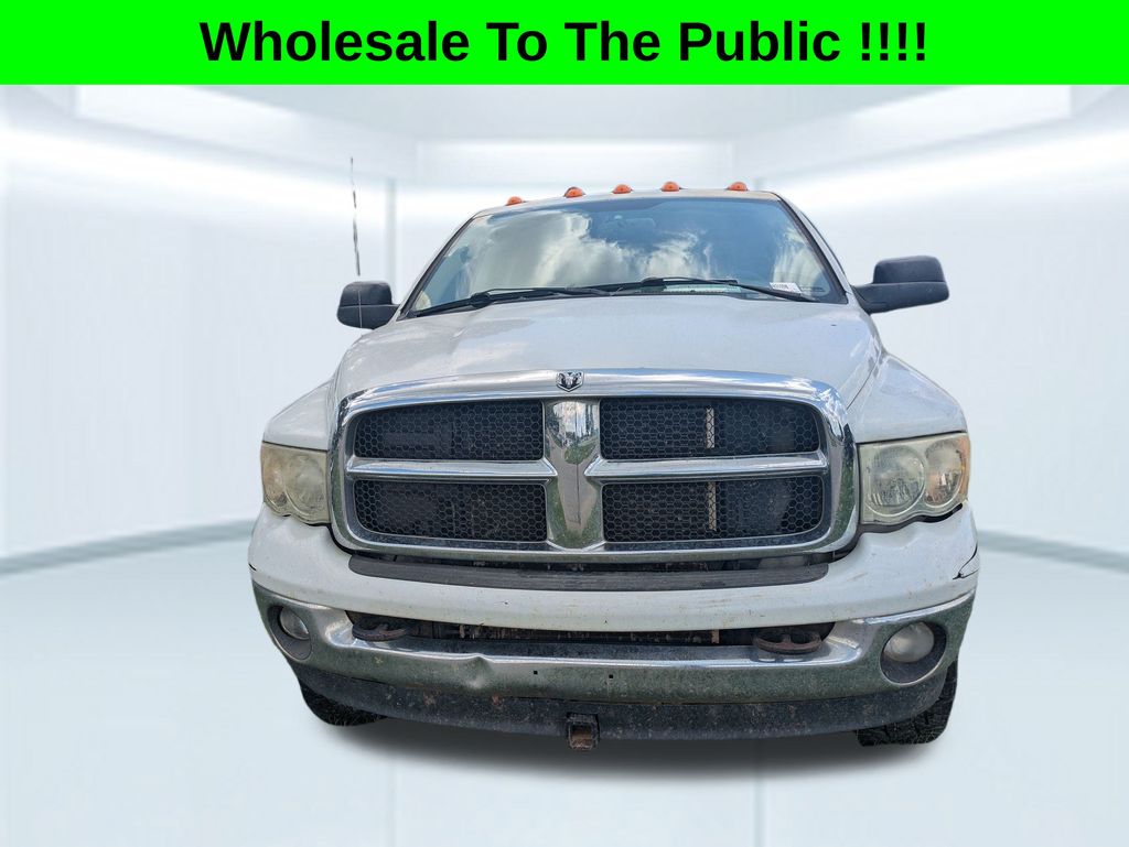 2005 Dodge Ram 3500 SLT photo 2