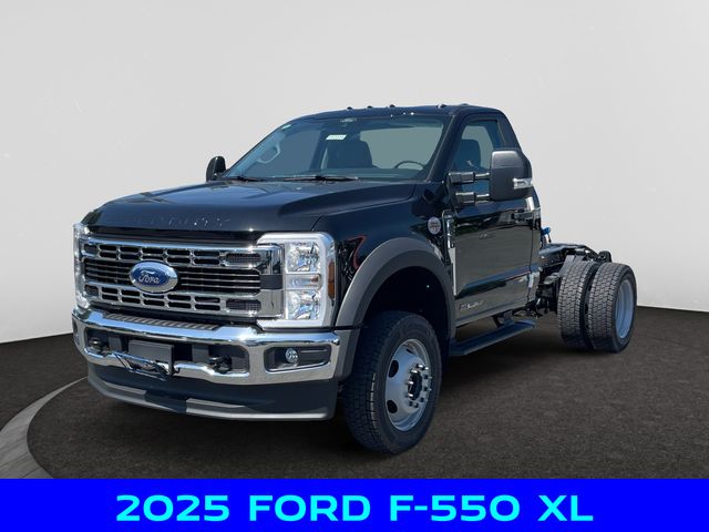 2025 Ford F-550 Super Duty Chassis Cab XL's photo
