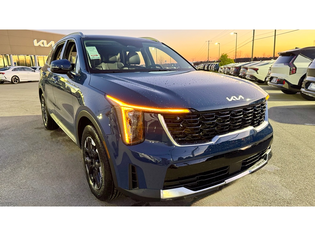 2026 Kia Sorento S's photo