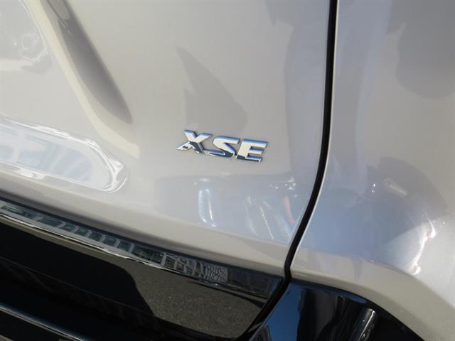 2023 Toyota RAV4 Prime XSE photo 30