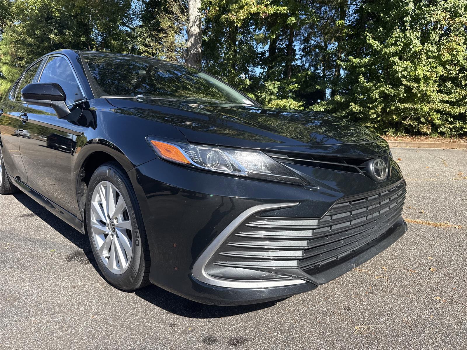 2022 Toyota Camry LE photo 31