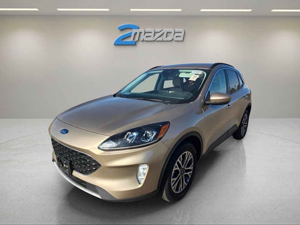 2021 Ford Escape SEL's photo